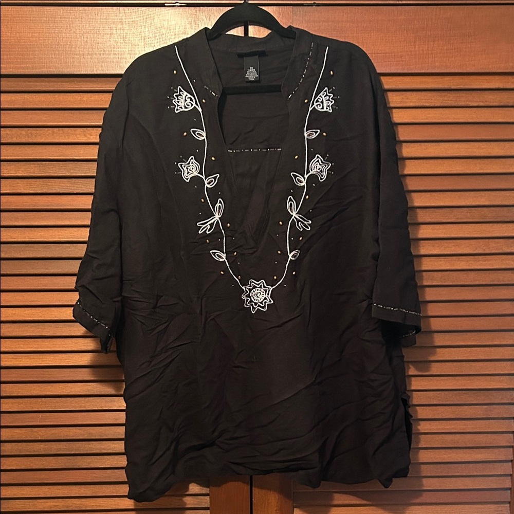 Maggie Barnes Black Linen Blend Embroidered Women’s  Tunic Top  3X 26/28